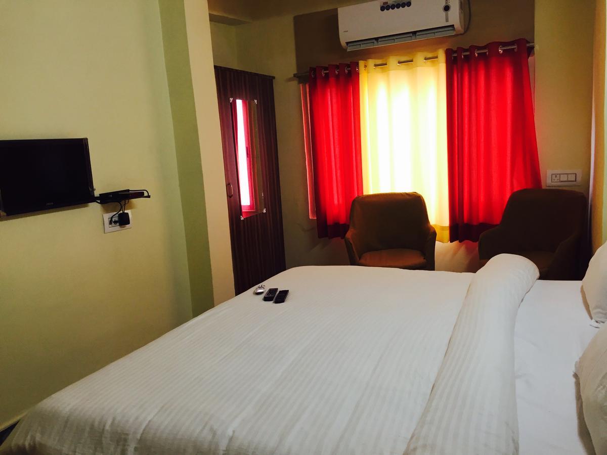 Hotel Ashirwad Удайпур Екстериор снимка