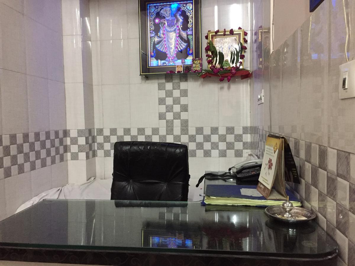 Hotel Ashirwad Удайпур Екстериор снимка