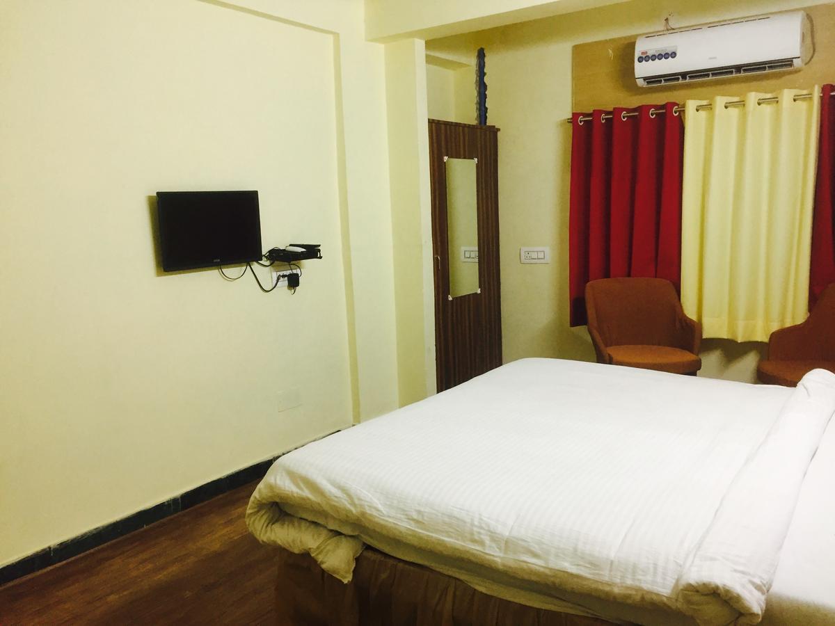Hotel Ashirwad Удайпур Екстериор снимка